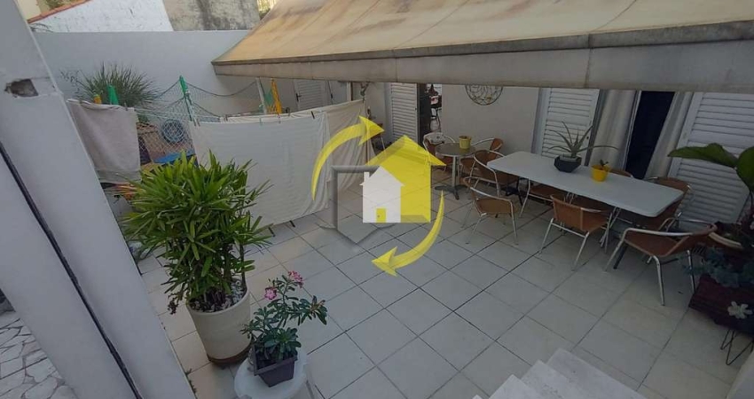 SOBRADO COM QUINTAL E EDÍCULA - 145 M² A.C. - 3 DORM. 1 SUÍTE - 3 VAGAS