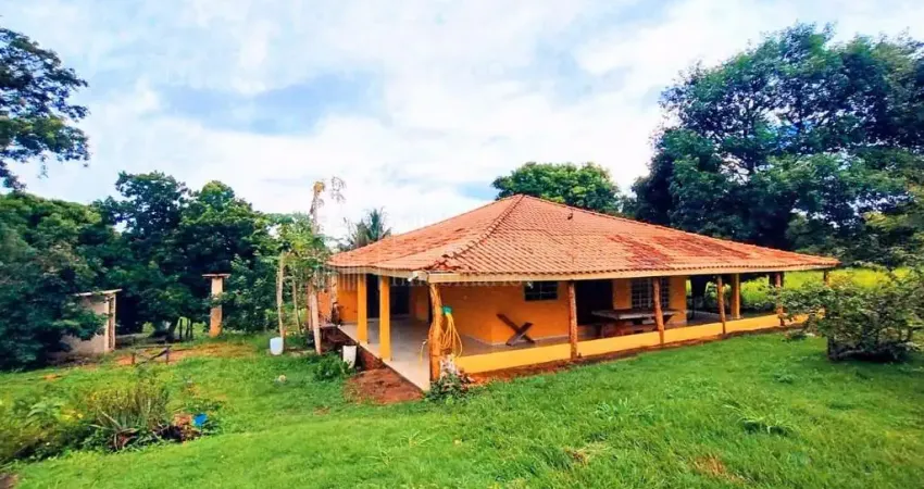 Chácara / sítio à venda na Zona Rural, Terenos 