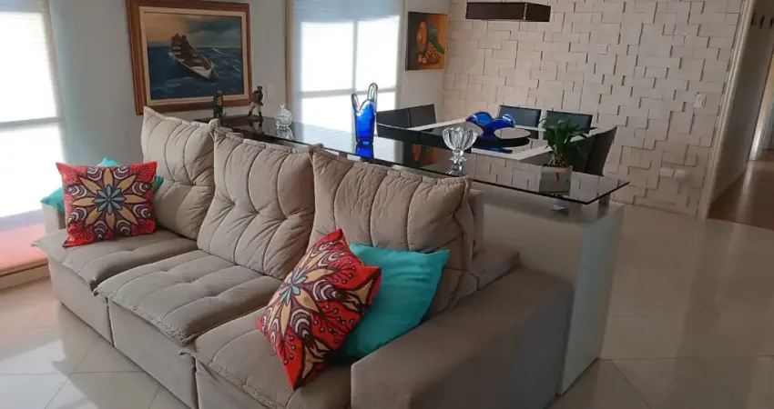 Apartamento 3 quartos no água verde. 109 m2 área útil. acabamento primoroso.