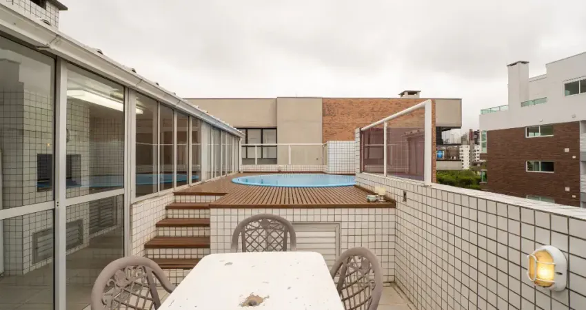 Cobertura duplex -120m2 úteis - 190 m2 totais - 3 quartos (1 suite) - churrasqueira e deck com piscina - 2 vagas livres - alto da glória.