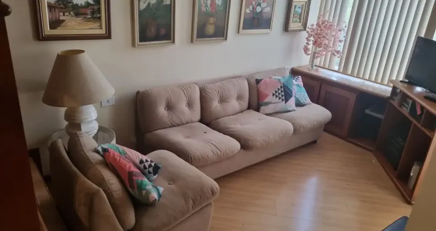 Apartamento 3 quartos, 01 suite, 02 bwc’s, garagem, bairro cristo rei.