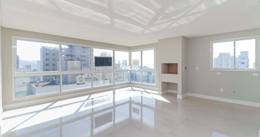 Andar alto no Biarritz Residence, construtora Macon, novo sem uso com 04 suítes