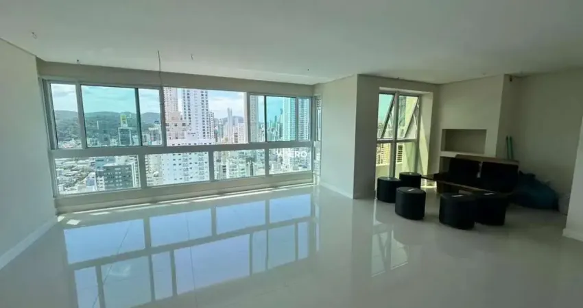 Apartamento com 4 dormitórios no centro de balneário camboriú