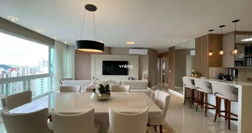 Apartamento com 4 dormitórios no centro de Balneário Camboriú
