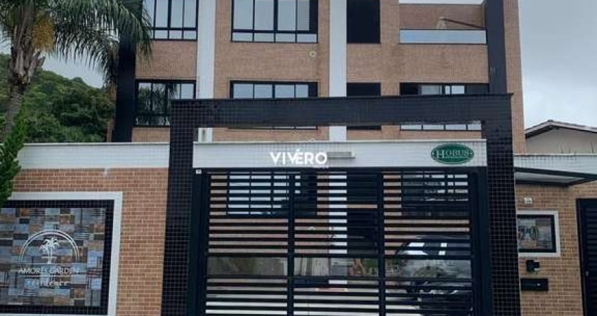 Aluguel com 2 suítes no Edifício Amores Garden - Praia dos Amores - Balneário Ca
