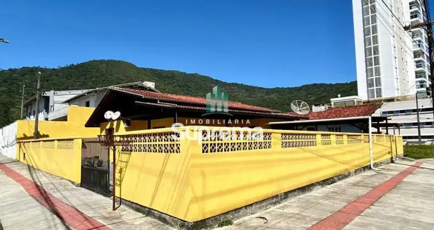 Casa com 3 quartos à venda na Rua José Anselmo da Silva, --, Ressacada, Itajaí