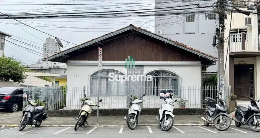 Casa com 4 quartos à venda na Rua Frederico Augusto Luiz Thieme, --, Centro, Itajaí