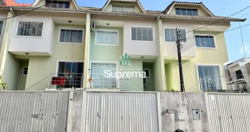 Casa com 4 quartos para alugar na Rua Professora Olindina Francisca da Silva, 40, Fazendinha, Itajaí