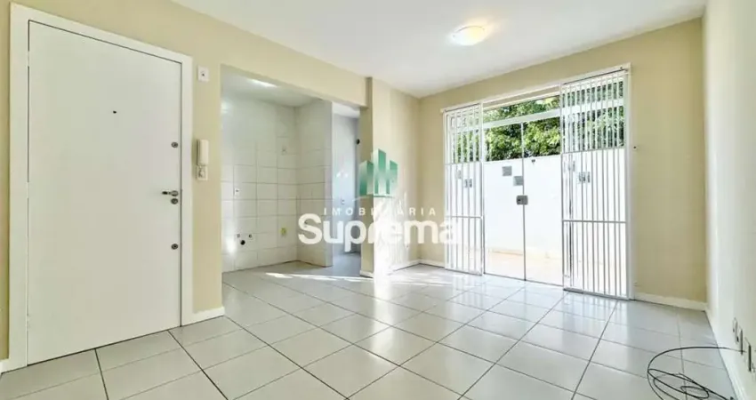 Apartamento com 2 quartos para alugar na Rua Adolfo Cugnier, --, Ressacada, Itajaí