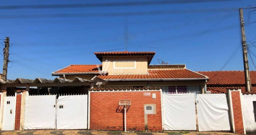 Casa com 2 quartos à venda na Rua Doutor Rafael Sampaio Vidal, 310, Jardim dos Oliveiras, Campinas