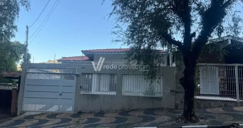 Casa com 3 quartos à venda na Rua Barretos, 201, Jardim Proença, Campinas