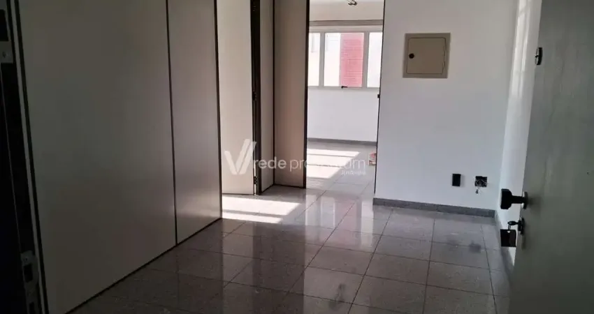 Sala comercial para alugar na Rua José Paulino, 416, Centro, Campinas