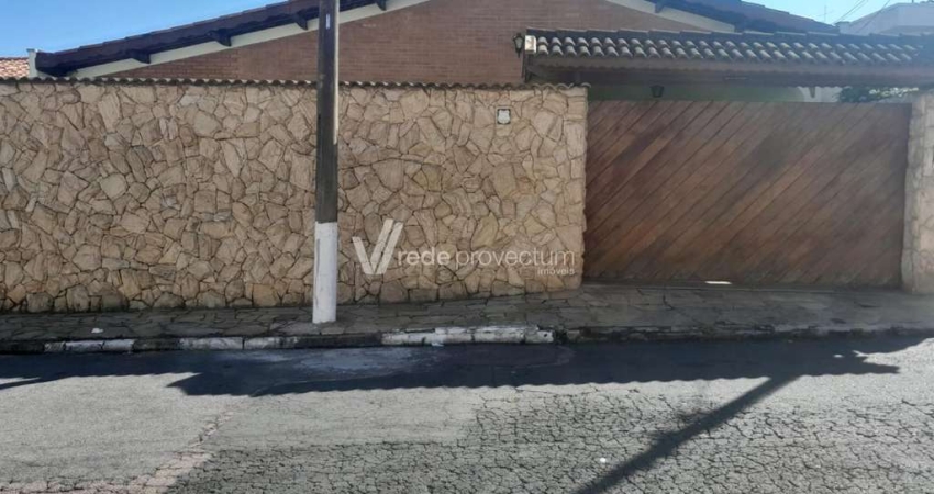 Casa comercial à venda na Romeu Corazzari, 78, Centro, Vinhedo