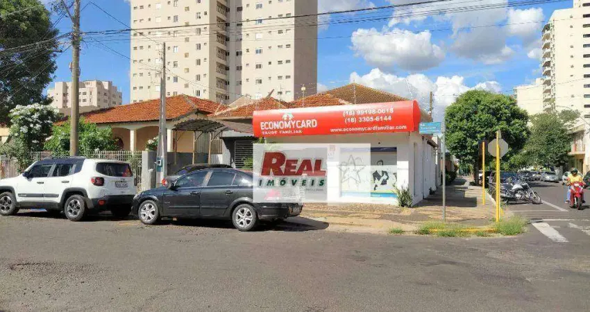 Centro - 02 salões comerciais e casa com 02 dormitórios