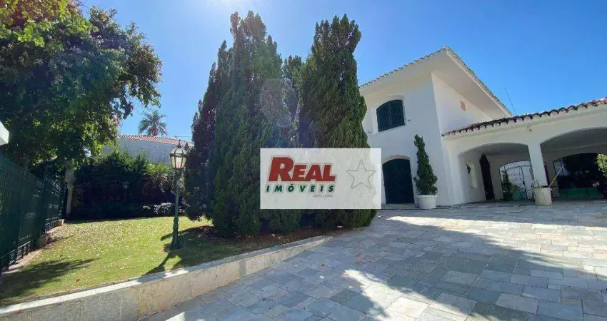 Linda residência - 910m² área construída - Área Central - Araçatuba-SP
