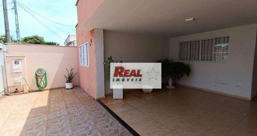 Casa com 3 quartos para alugar na Rua Chile, São João, Araçatuba