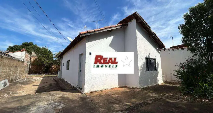 Casa com 2 dormitórios para alugar, 68 m² por R$ 785,80/mês - Amizade - Araçatuba/SP