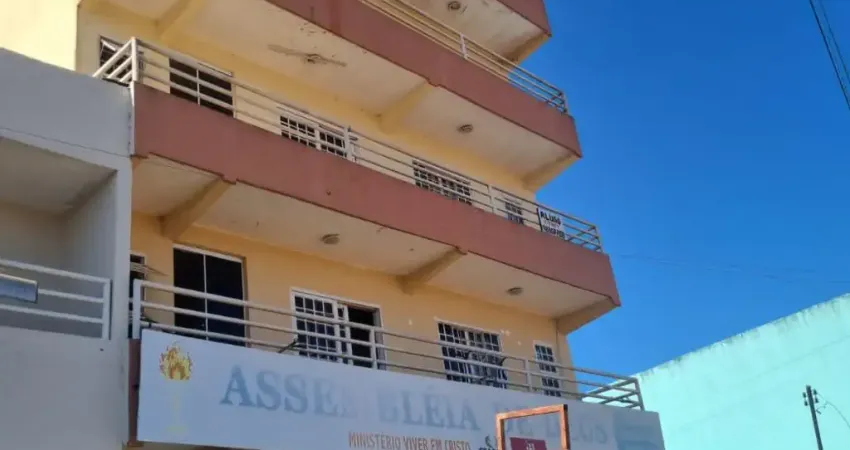 A&M IMOVEIS VENDE PREDIO COM 12 APARTAMENTOS DE 01 QUARTO E UMA LOJA
