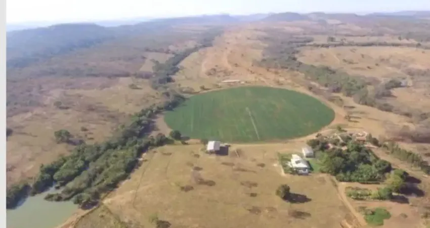 A&M IMOVEIS VENDE FAZENDA ESPETACUAR À VENDA - 580 HECTARES - UNAÍ - MG