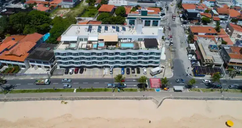 Flat mobiliado a beira de manaira com vista definitiva da praia