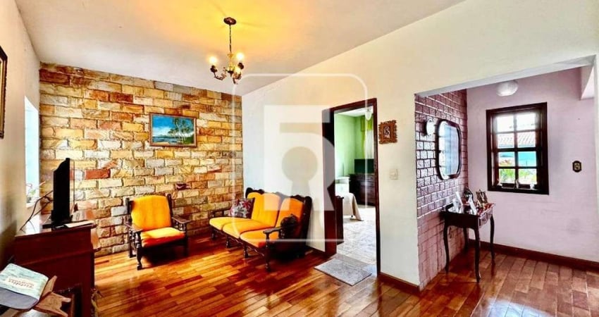 Casa à venda, 5 quartos, 1 suíte, 2 vagas, Carijós - Conselheiro Lafaiete/MG