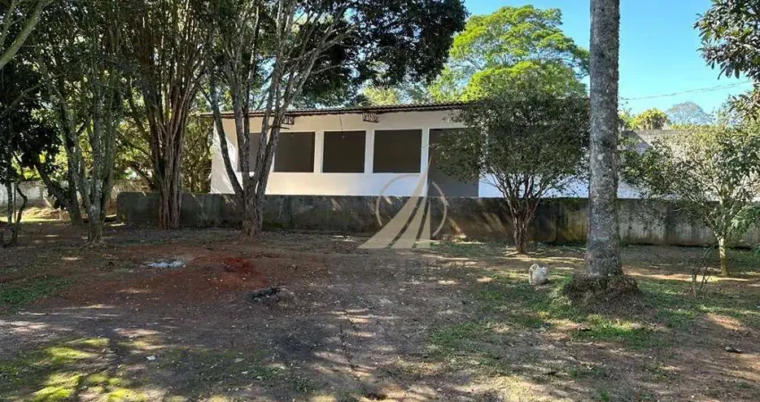 Chácara com 2 dormitórios à venda, 2200 m² por R$ 750.000 - Embu Guacu - Embu-Guaçu/SP