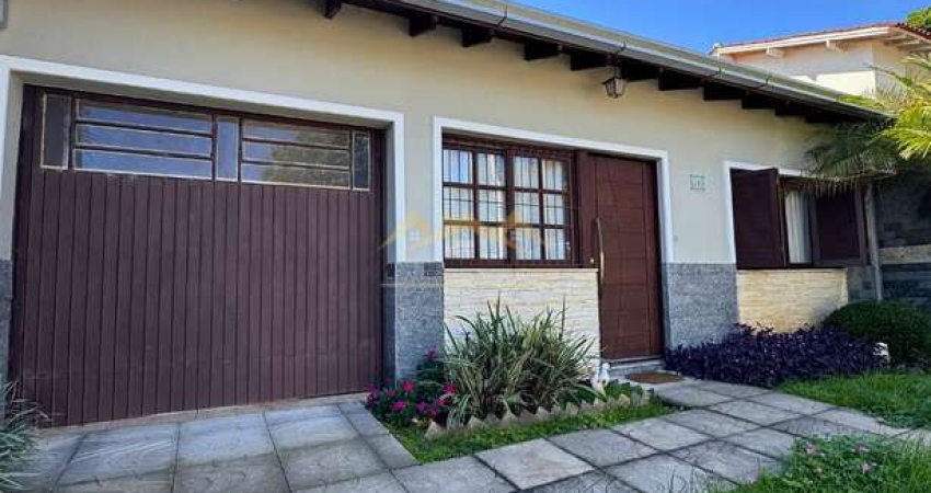 CASA SEMI MOBLIADA