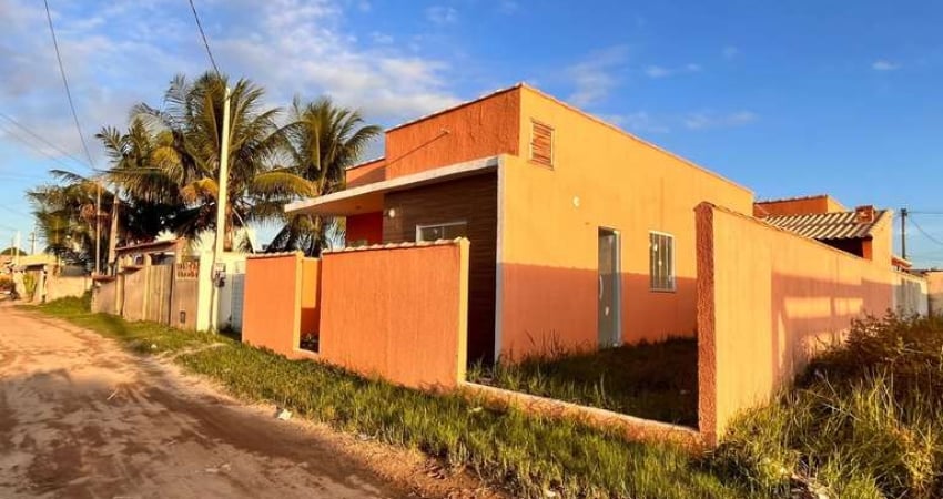 Casa em Condomínio para Venda em Cabo Frio, Nova Califórnia (Tamoios), 3 dormitórios, 1 suíte, 2 banheiros, 1 vaga