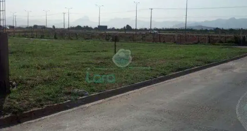 Terreno à venda na Rua Gavião Real, Verdes Mares, Macaé