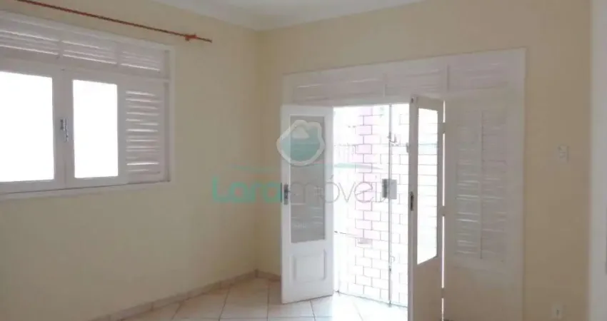 Casa com 3 quartos à venda na Rua Ferreira Viana, 08, Centro, Macaé
