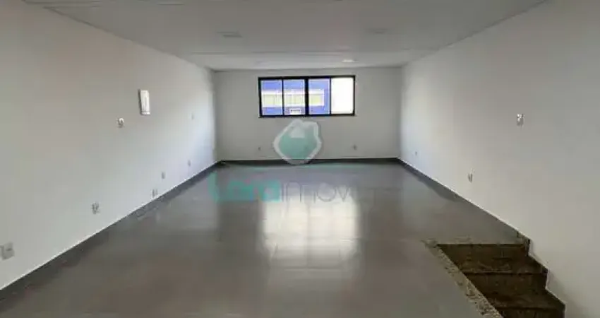 Sala comercial para alugar na Rua Silva Jardim, 44, Centro, Macaé