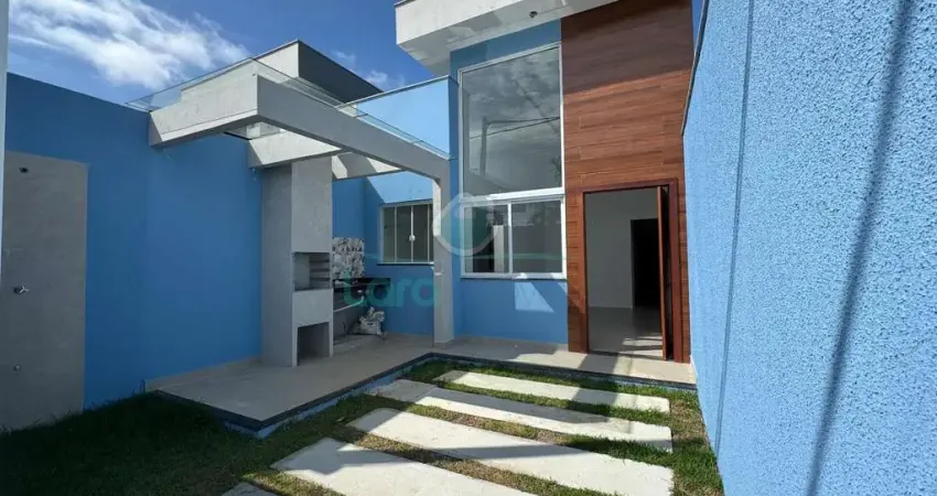 Casa com 2 quartos à venda na Rua Ronald Golias, Vale das Palmeiras, Macaé