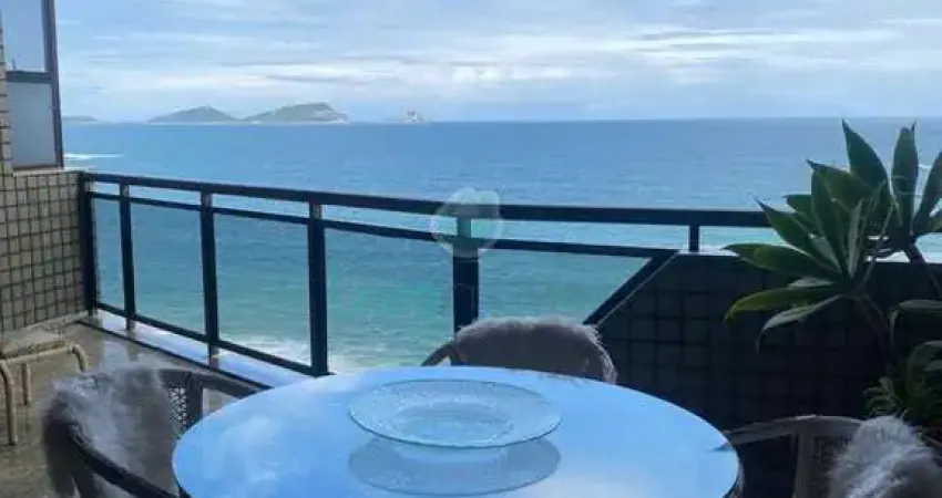 Apartamento com 4 quartos para alugar na Rua dos Advogados, 28, Alto Cajueiros, Macaé