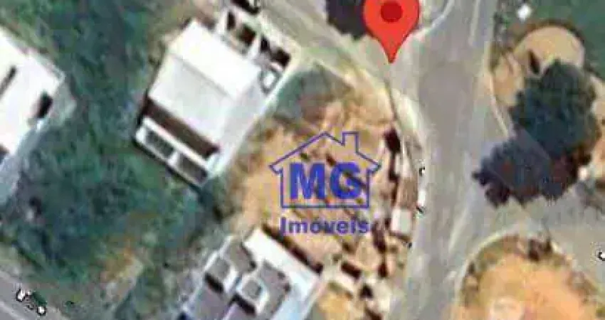 Terreno à venda no Vale das Palmeiras, Macaé