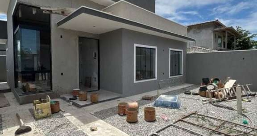 Atlântica imóveis tem excelente Casa com 3 dormitórios para venda, R$ 480.000.00 - Mar y lago - Rio das Ostras/RJ