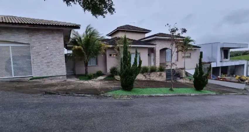 Atlântica Imóveis tem excelente casa com 3 dormitórios, 350 m² - venda por R$ 1.700.000 no Vale dos Cristais - Macaé/RJ.