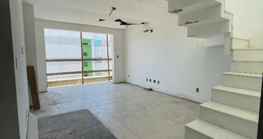 Atlântica Imóveis tem excelente Cobertura com 2 dormitórios à venda por R$ 730.000 - Cavaleiros - Macaé/RJ.
