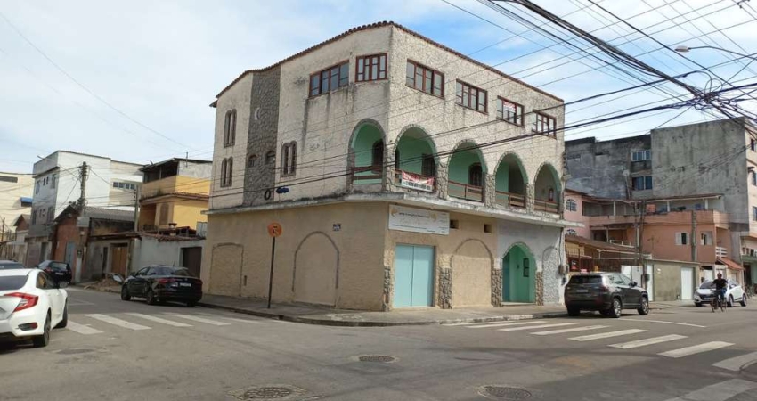 Prédio, 300 m² - venda por R$ 750.000,00 ou aluguel por R$ 4.500,00/mês - Cajueiros - Macaé/RJ