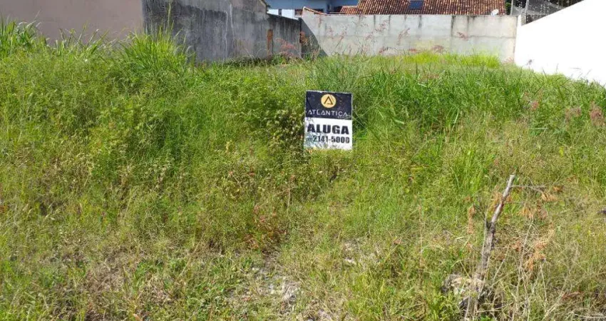 Atlântica imóveis tem excelente terreno para locação, 459 m² - praia do pecado - macaé/rj.