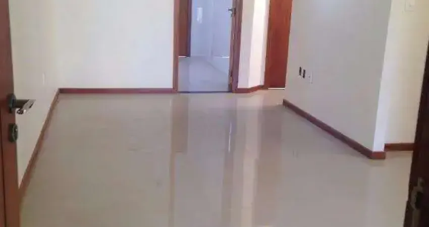 Atlântica imóveis tem excelente cobertura para locação com 3 dormitórios, 210 m² - riviera dois - macaé/rj.