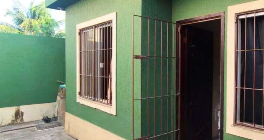 Casa com 2 dormitórios à venda, 51 m² por R$ 230.000,00 - Village Rio das Ostras - Rio das Ostras/RJ