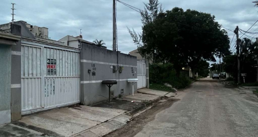 Casa com 2 dormitórios à venda, 87 m² por R$ 310.000,00 - Maria Turri - Rio das Ostras/RJ