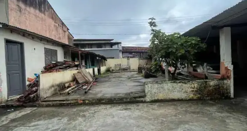 Terreno à venda, 716 m² por R$ 1.200.000,00 - Centro - Rio das Ostras/RJ