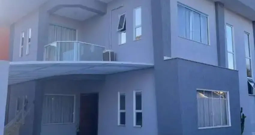 Casa com 3 dormitórios à venda, 107 m² por R$ 450.000,00 - Extensão do Bosque - Rio das Ostras/RJ
