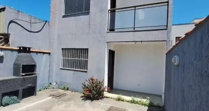 Casa com 2 dormitórios à venda, 100 m² por R$ 300.000,00 - Village Rio das Ostras - Rio das Ostras/RJ
