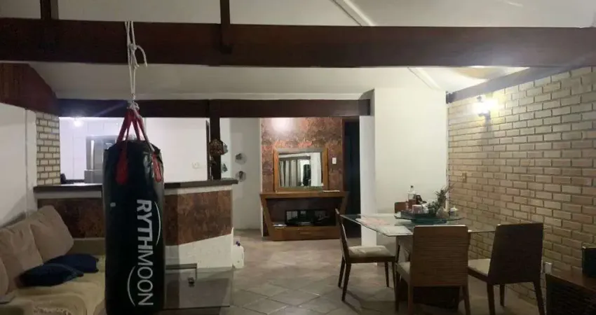 Cobertura à venda, 231 m² por R$ 600.000,00 - Miramar - Macaé/RJ