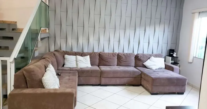 Atlântica imóveis tem excelente casa à venda na ajuda, macaé/rj por r$ 490.000,00.