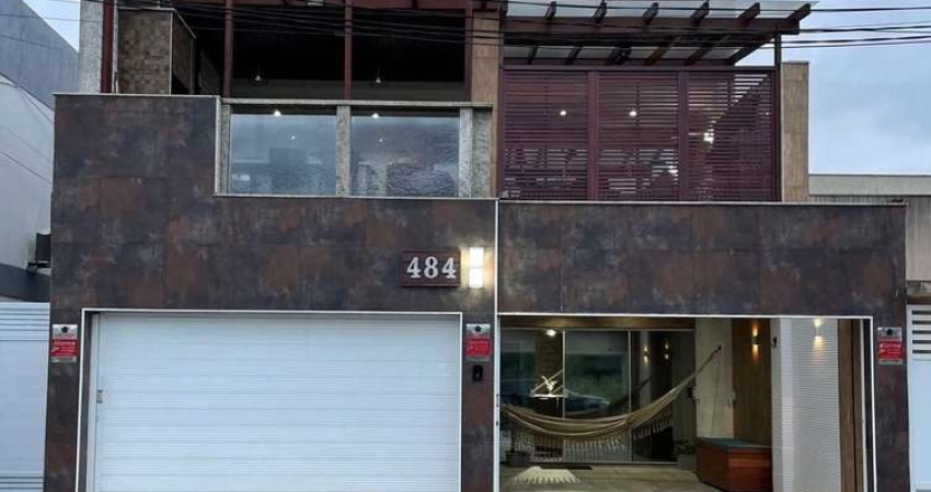 Casa com 4 dormitórios à venda, 220 m² por R$ 795.000,00 - Atlântica - Rio das Ostras/RJ