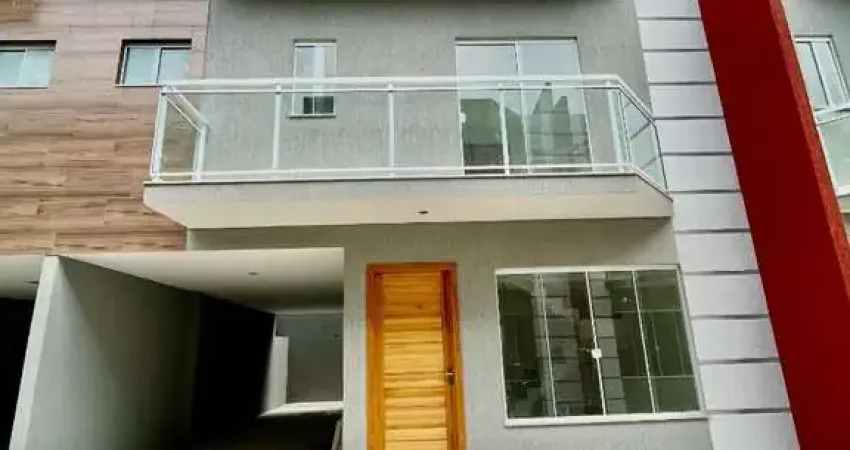 Casa com 2 dormitórios à venda, 76 m² por R$ 295.000,00 - Extensão do Bosque - Rio das Ostras/RJ
