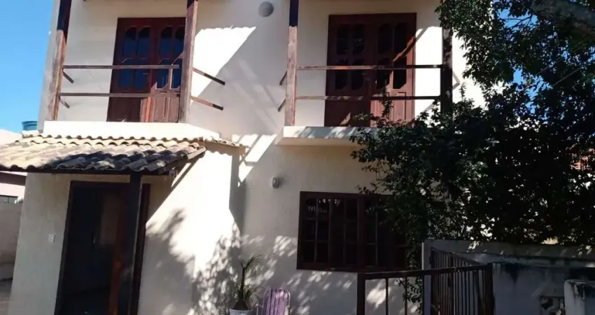 Casa com 4 dormitórios à venda, 220 m² por R$ 635.000,00 - Mar y Lago - Rio das Ostras/RJ